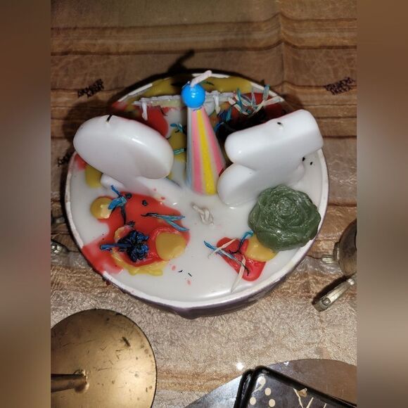 Occasional, bug repellent candle or scent - Picture 11 of 16